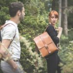Sac à dos en cuir naturel à tannage végétal et bois, marron papaya et miel, Le Porteur