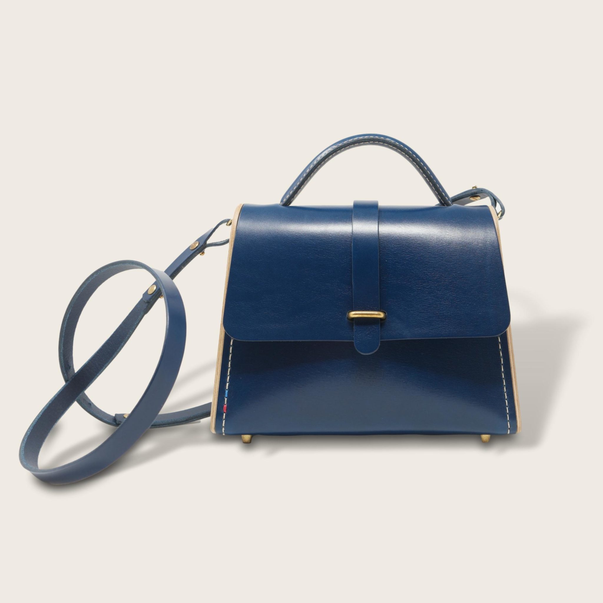 Sac à main féminin en cuir naturel à tannage végétal et bois,bleu petrole, La Ninetta