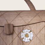 Sac à main en bois, incrusté de mosaïque, pièce unique, collaboration avec Erica Stefani, La Ninetta Bois