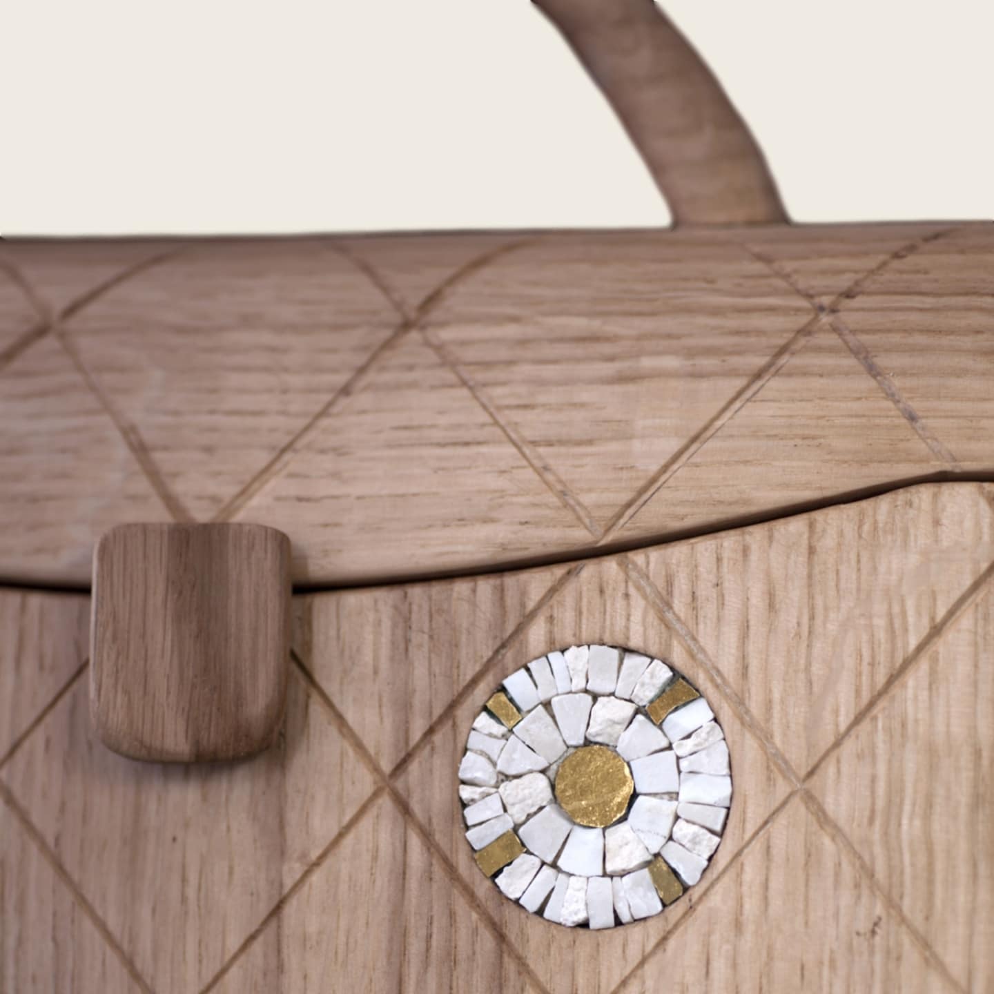 Sac à main en bois, incrusté de mosaïque, pièce unique, collaboration avec Erica Stefani, La Ninetta Bois