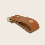 Porte-clés, en cuir naturel à tannage végétal et bois, marron whisky
