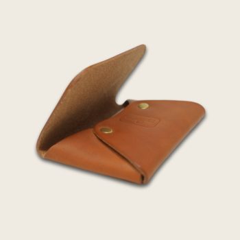 Porte-cartes, en cuir naturel à tannage végétal, whisky, L'Enveloppe