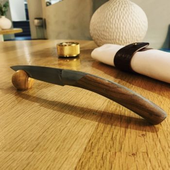 Collection d’accessoires en bois et cuir – La Table du 11