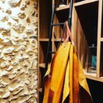 Tablier en cuir pour Le Bistrot du 11, restaurant à Versailles