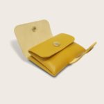 Porte-cartes, porte monnaie, en cuir naturel à tannage végétal, jaune , deux en un