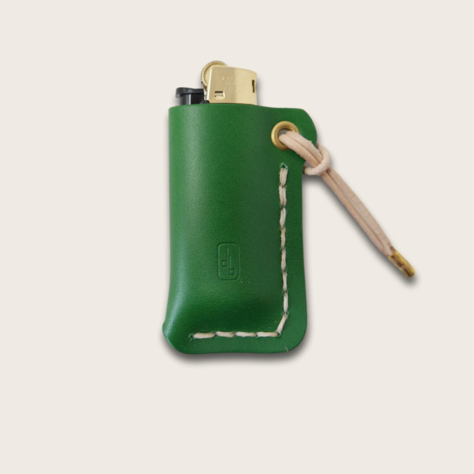 Etui briquet en cuir cousue a la main