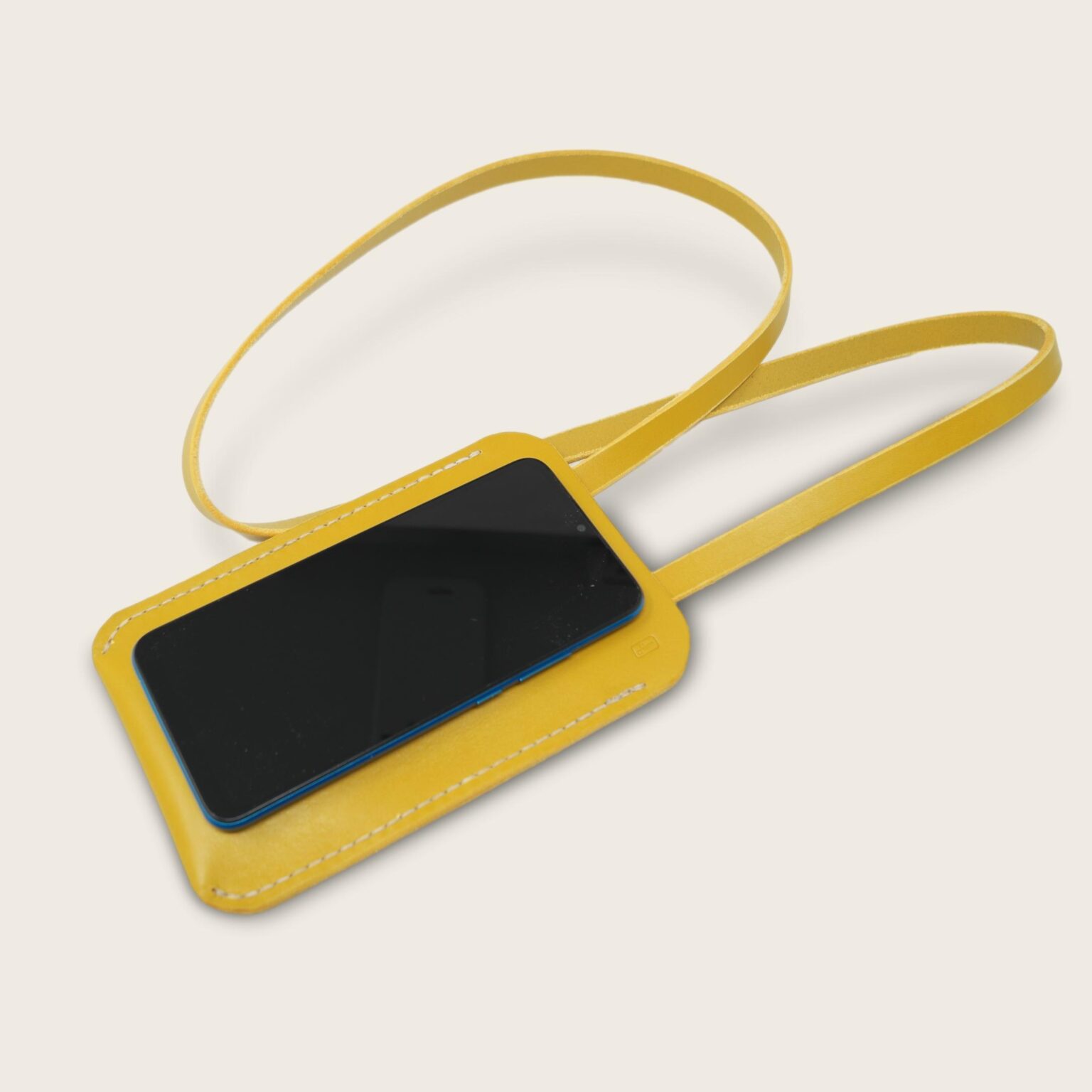 La Pochette à smartphon en cuir damien beal