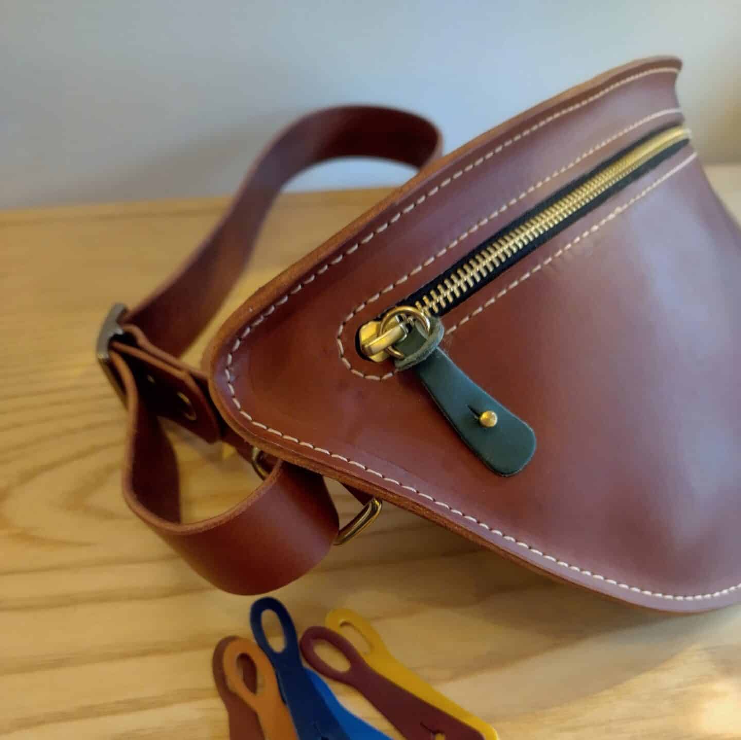 Banane en cuir – Esprit Sellerie Chic