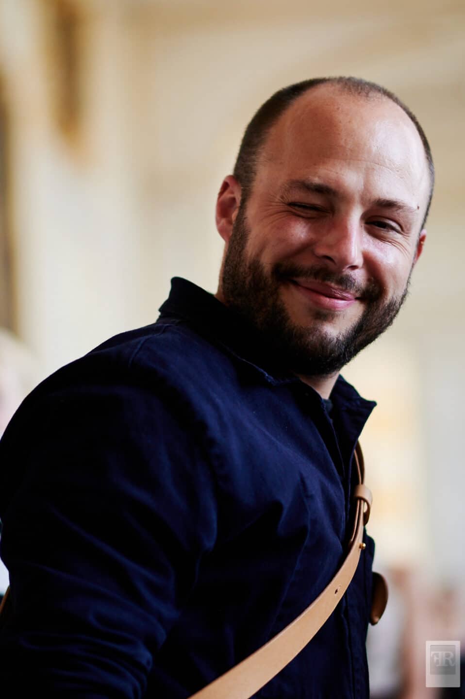 Portrait Damien Béal créateur Maroquinier - Sacs bois et cuir - Photo Franck Rollier